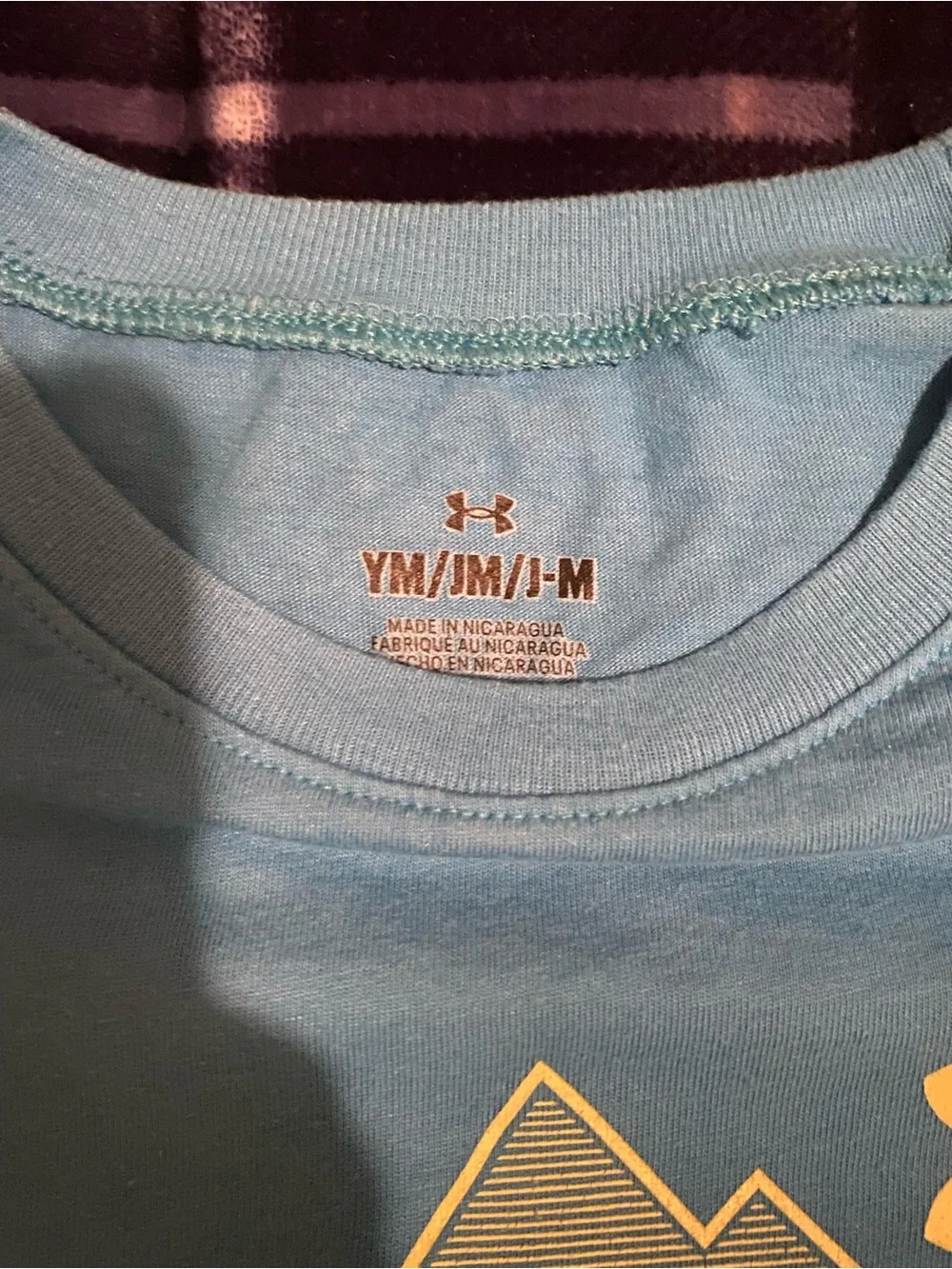 Under armour lot of 5 youth boys outfits
